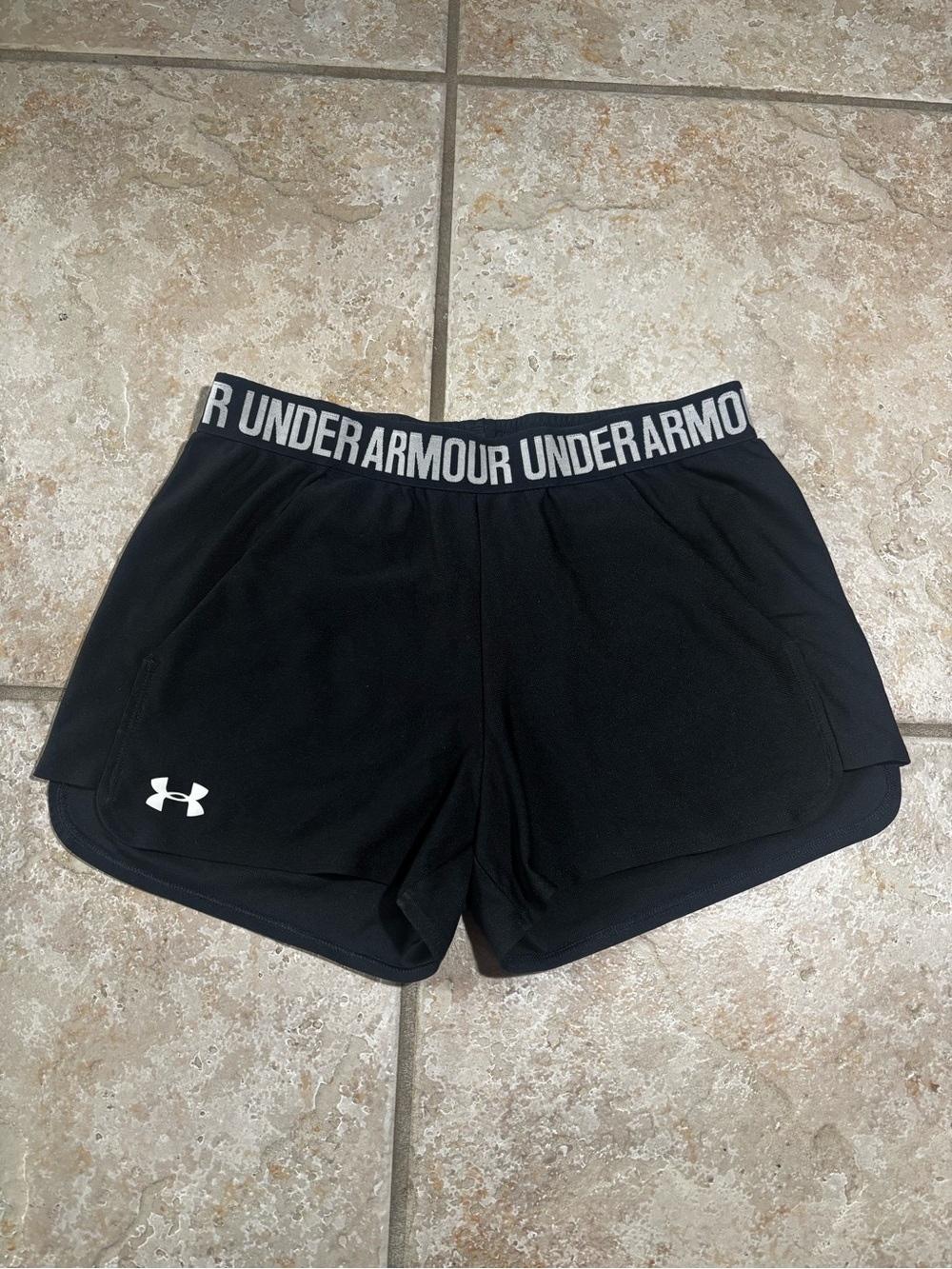 Black Under Armour Athletic Shorts Size S